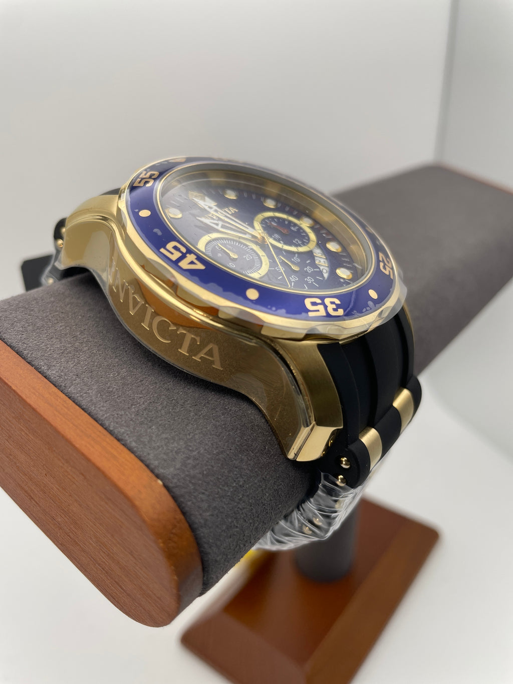 Invicta Pro Diver 6983 - Dorado, Negro