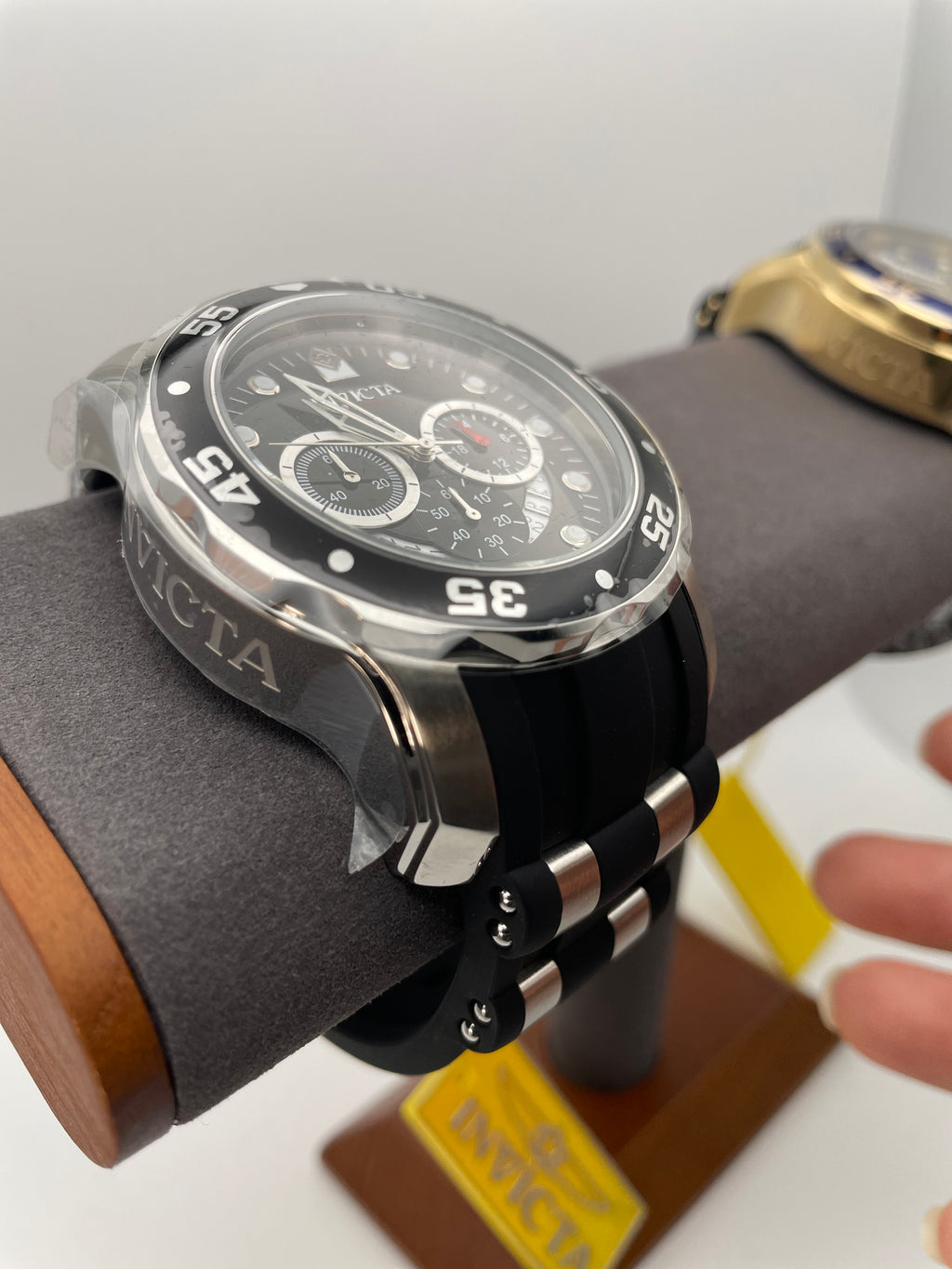 Invicta Pro Diver 6977 - Plateado, Negro